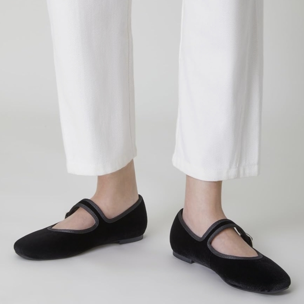 NWOT  Trary Women's Ballet Flats,Square Toe Velvet Mary Jane Shoes Women
